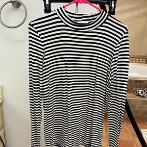 Black and white stripe mock neck long sleeve top